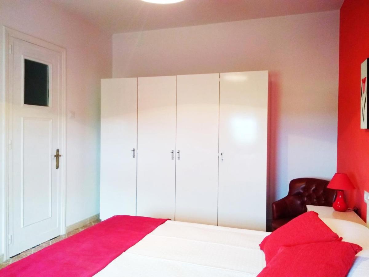 Cottage house Malpica Bagian luar foto